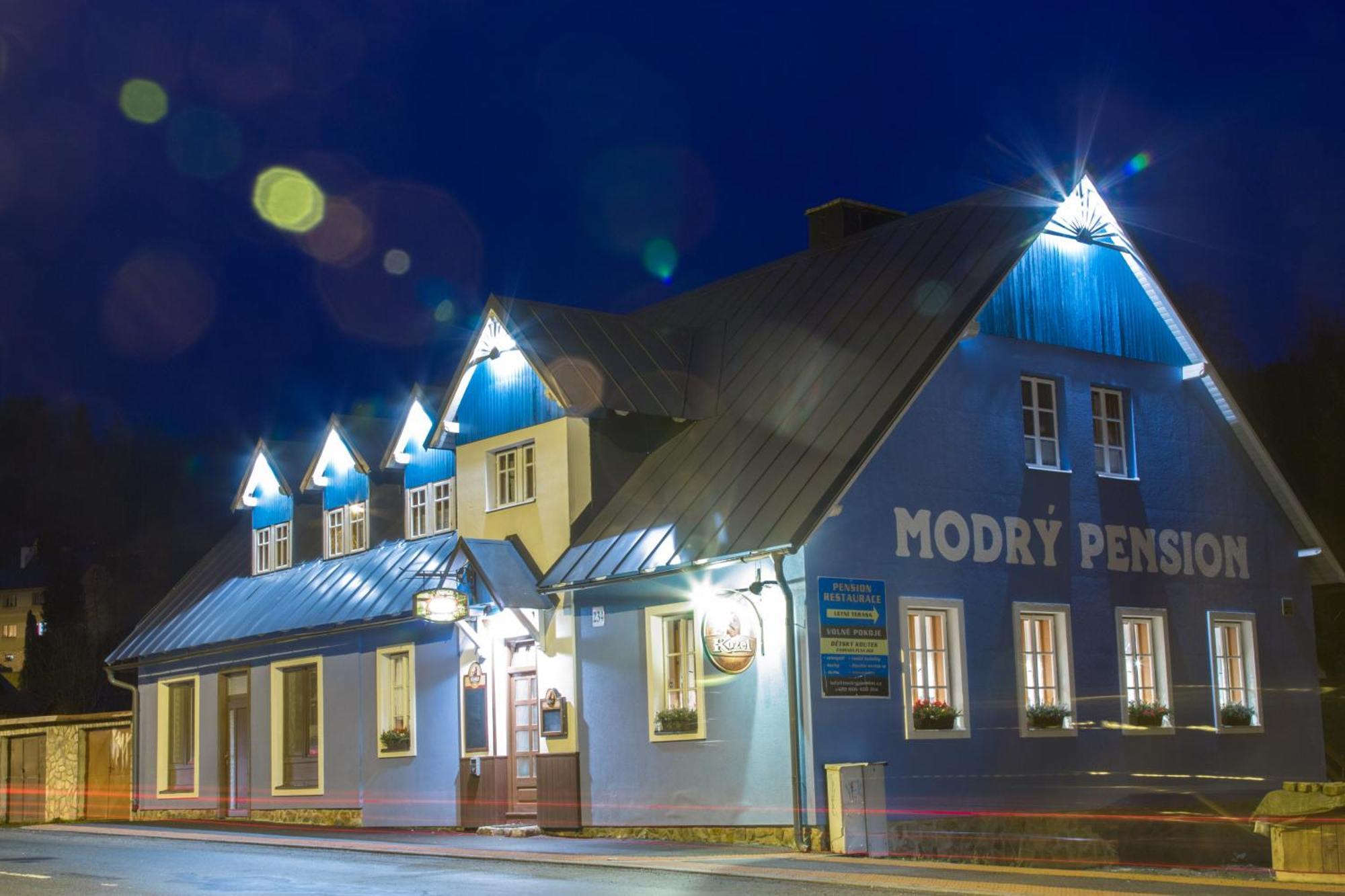 Modry Pension Rokytnice Рокитніце-над-Їзероу Екстер'єр фото