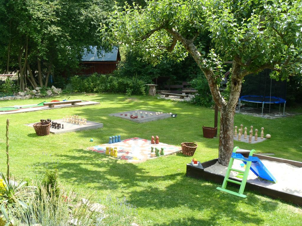 Modry Pension Rokytnice Рокитніце-над-Їзероу Екстер'єр фото
